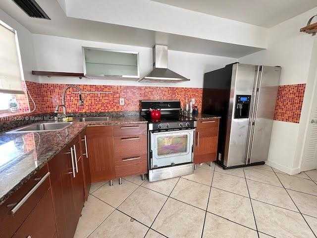 Small Image of 1075 93RD ST #401, Bay Harbor Islands Number 25