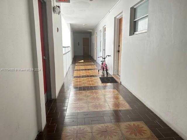 Small Image of 1075 93RD ST #401, Bay Harbor Islands Number 38