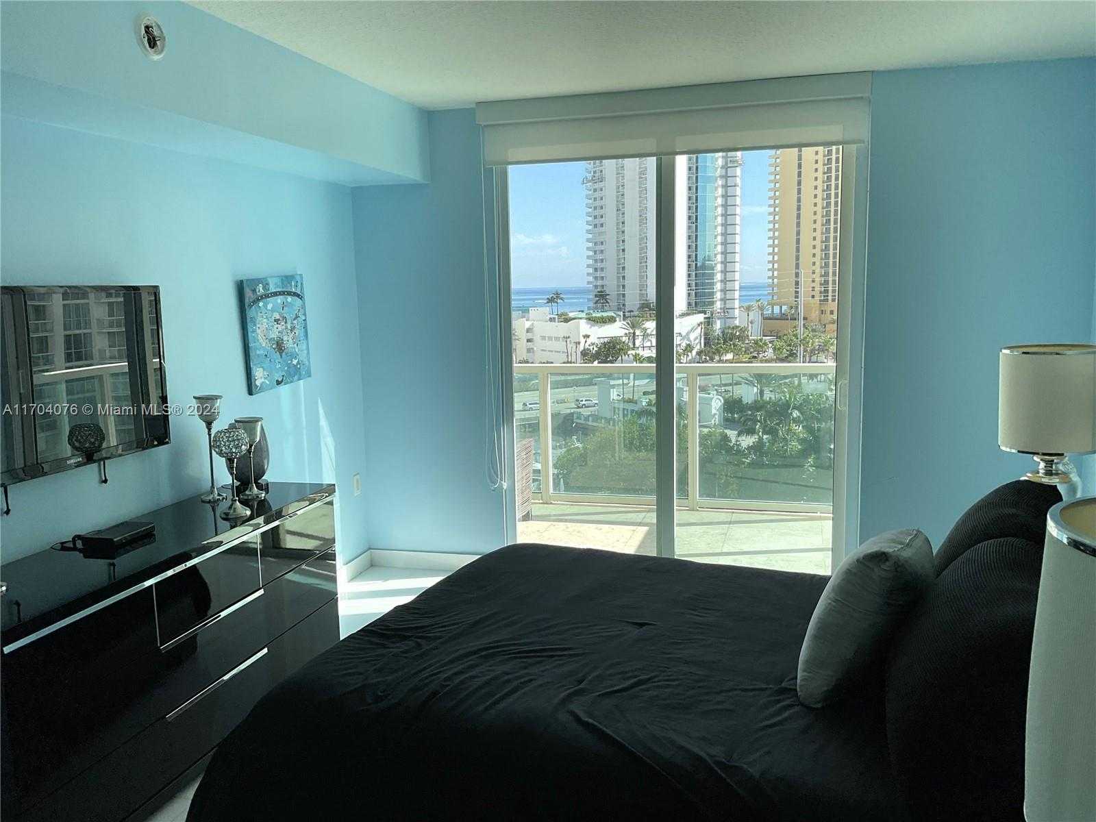 Small Image of 200 SUNNY ISLES BLVD #2-806, Sunny Isles Beach Number 7
