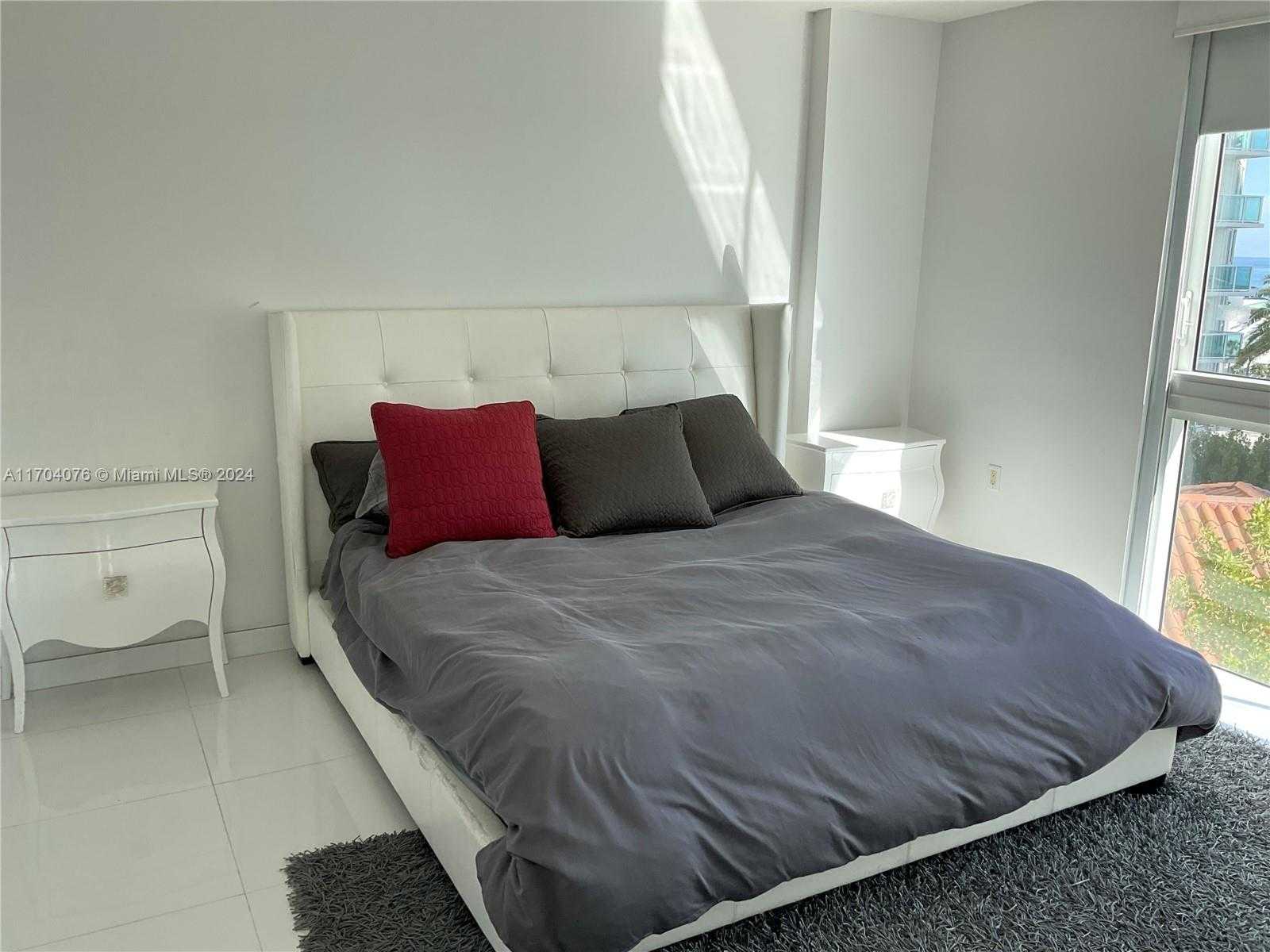 Small Image of 200 SUNNY ISLES BLVD #2-806, Sunny Isles Beach Number 9