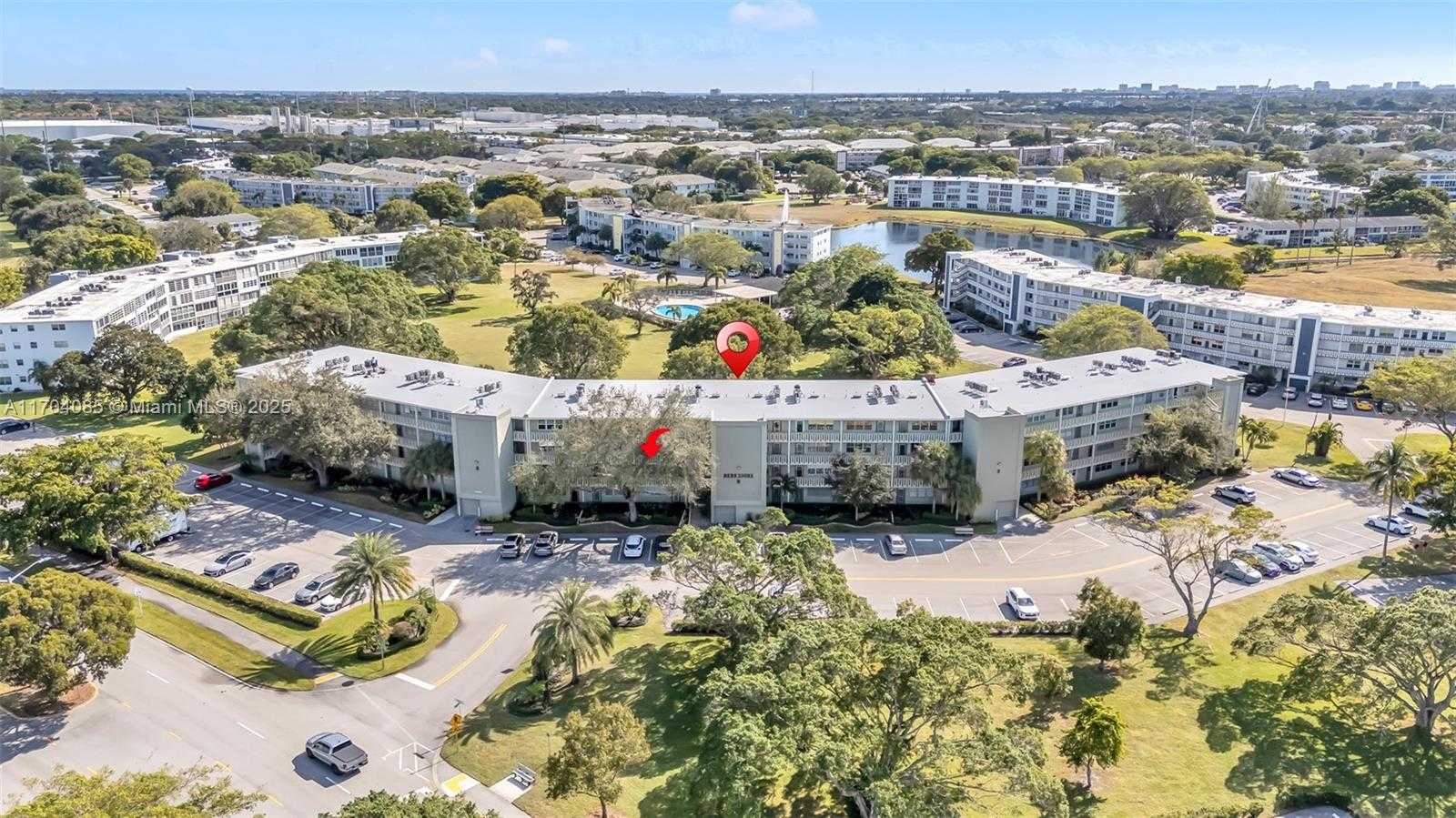 Small Image of 3029 BERKSHIRE B #3029, Deerfield Beach Number 2