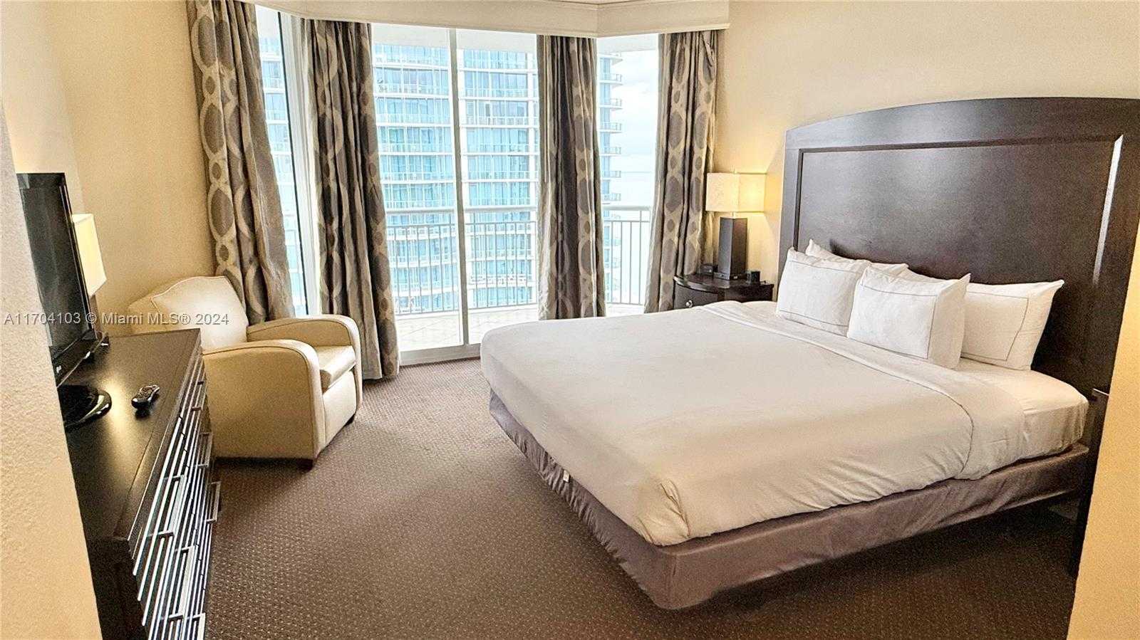 Small Image of 17375 COLLINS AVE #2406, Sunny Isles Beach Number 20