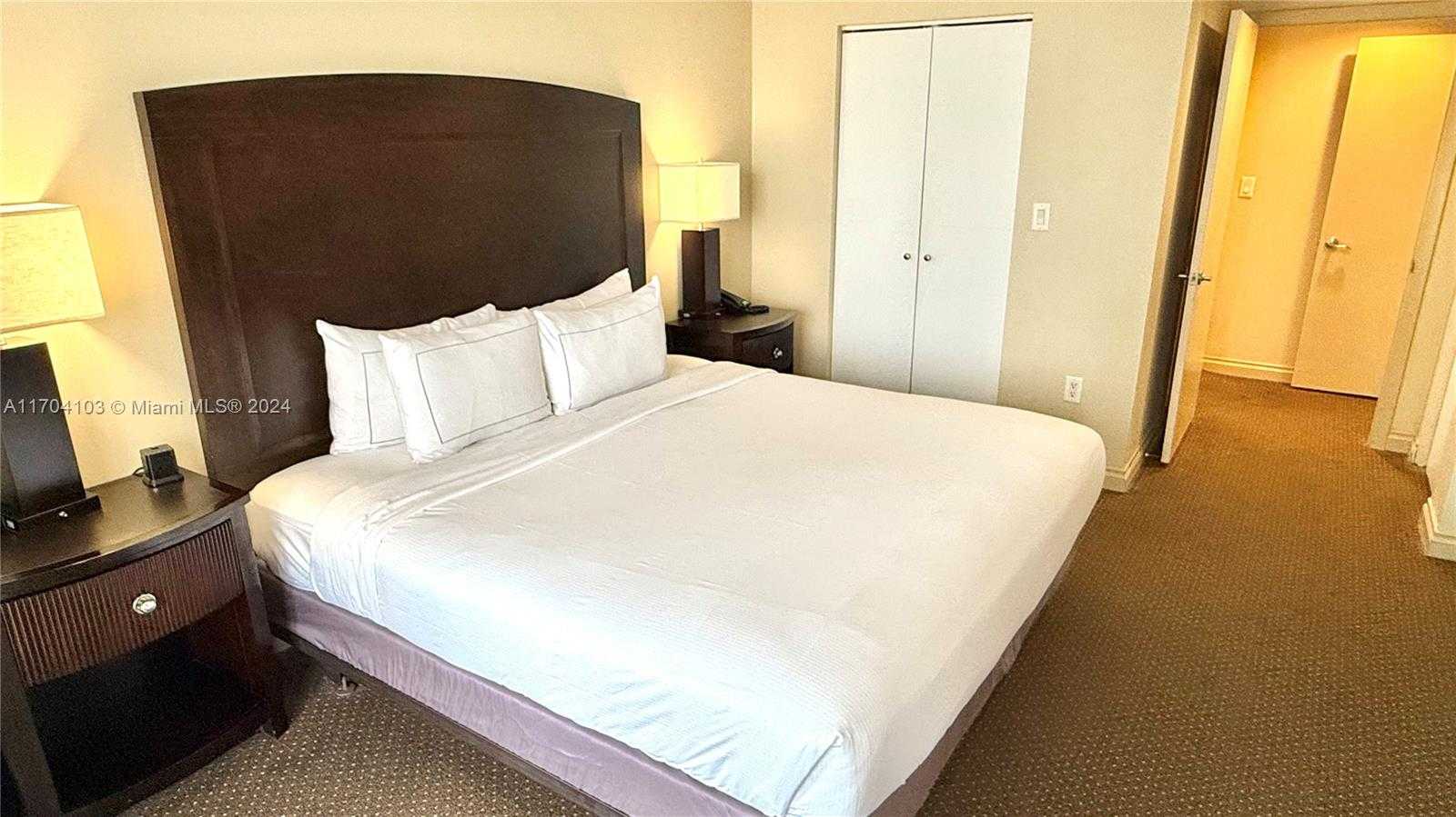 Small Image of 17375 COLLINS AVE #2406, Sunny Isles Beach Number 26
