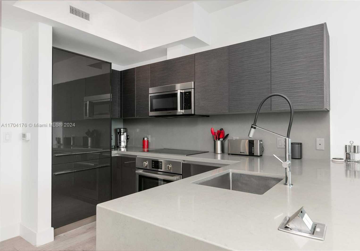 Small Image of 1080 BRICKELL AVE #3602, Miami Number 29