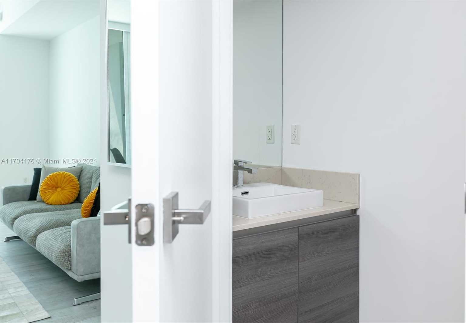 Small Image of 1080 BRICKELL AVE #3602, Miami Number 32