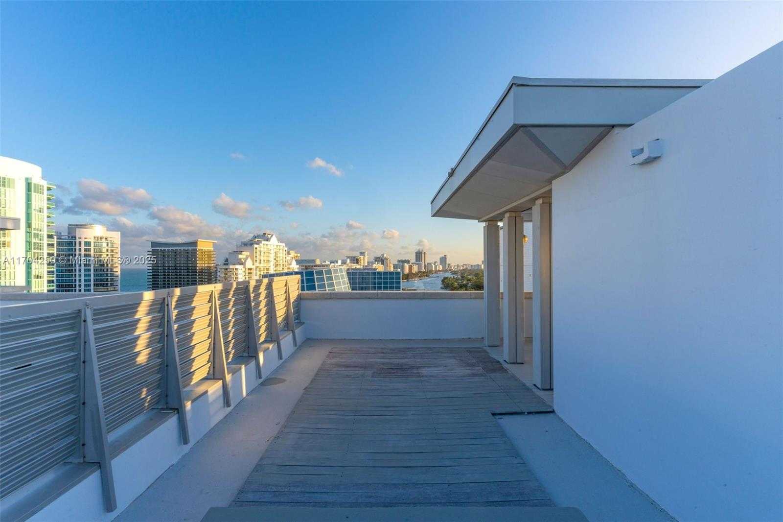 Small Image of 201 AQUA AVE #PH4, Miami Beach Number 19