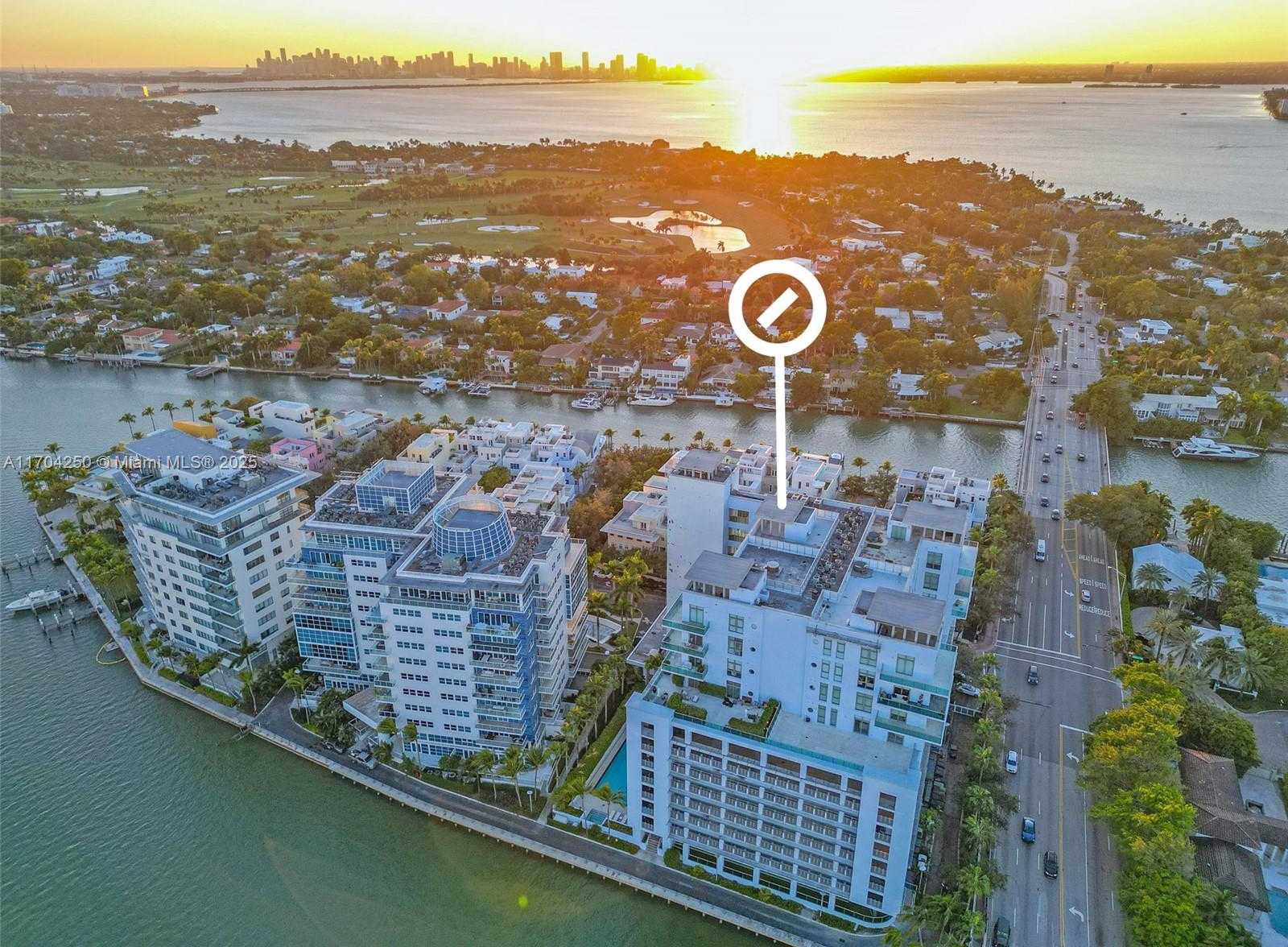Small Image of 201 AQUA AVE #PH4, Miami Beach Number 21