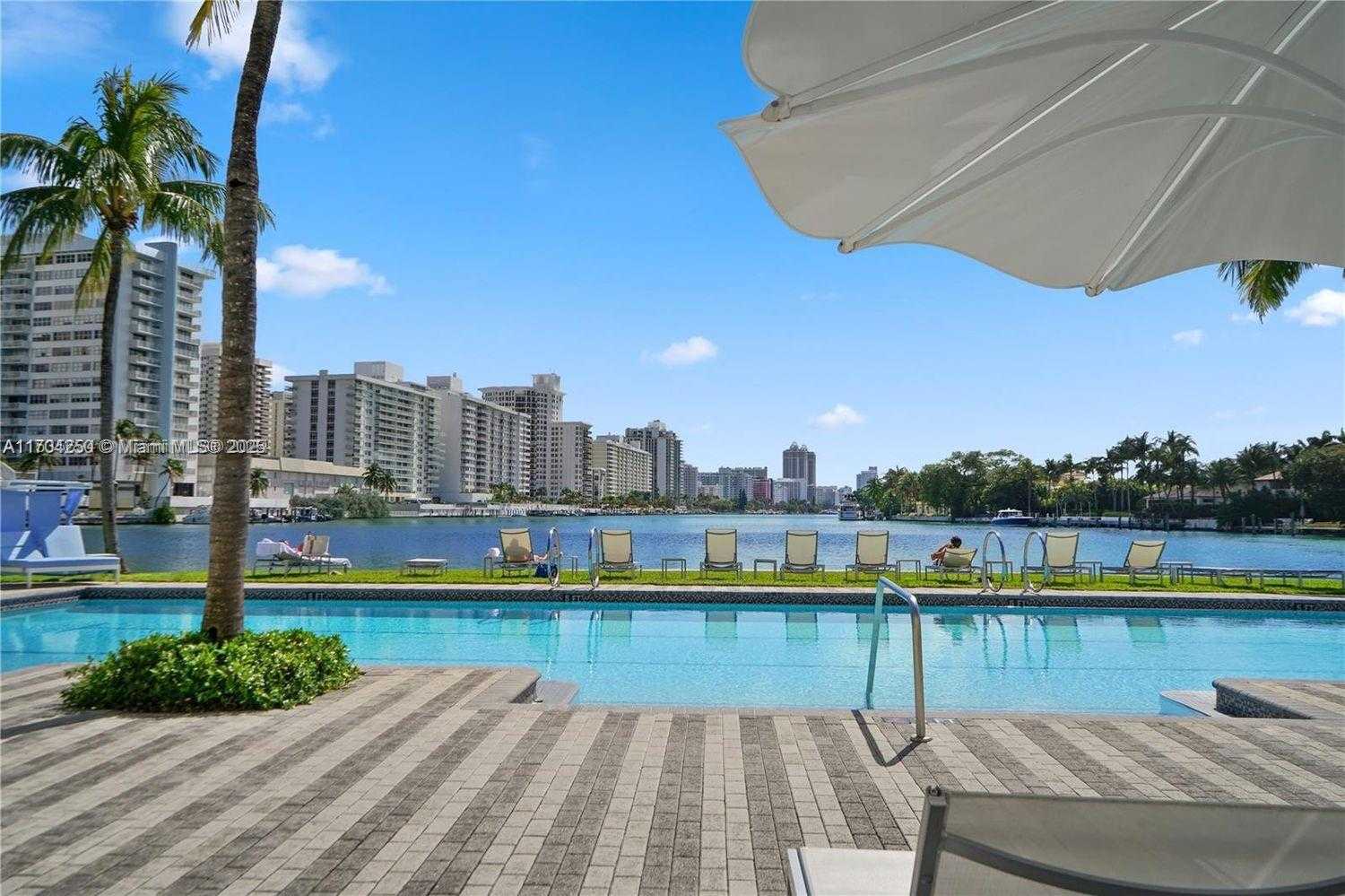 Small Image of 201 AQUA AVE #PH4, Miami Beach Number 28