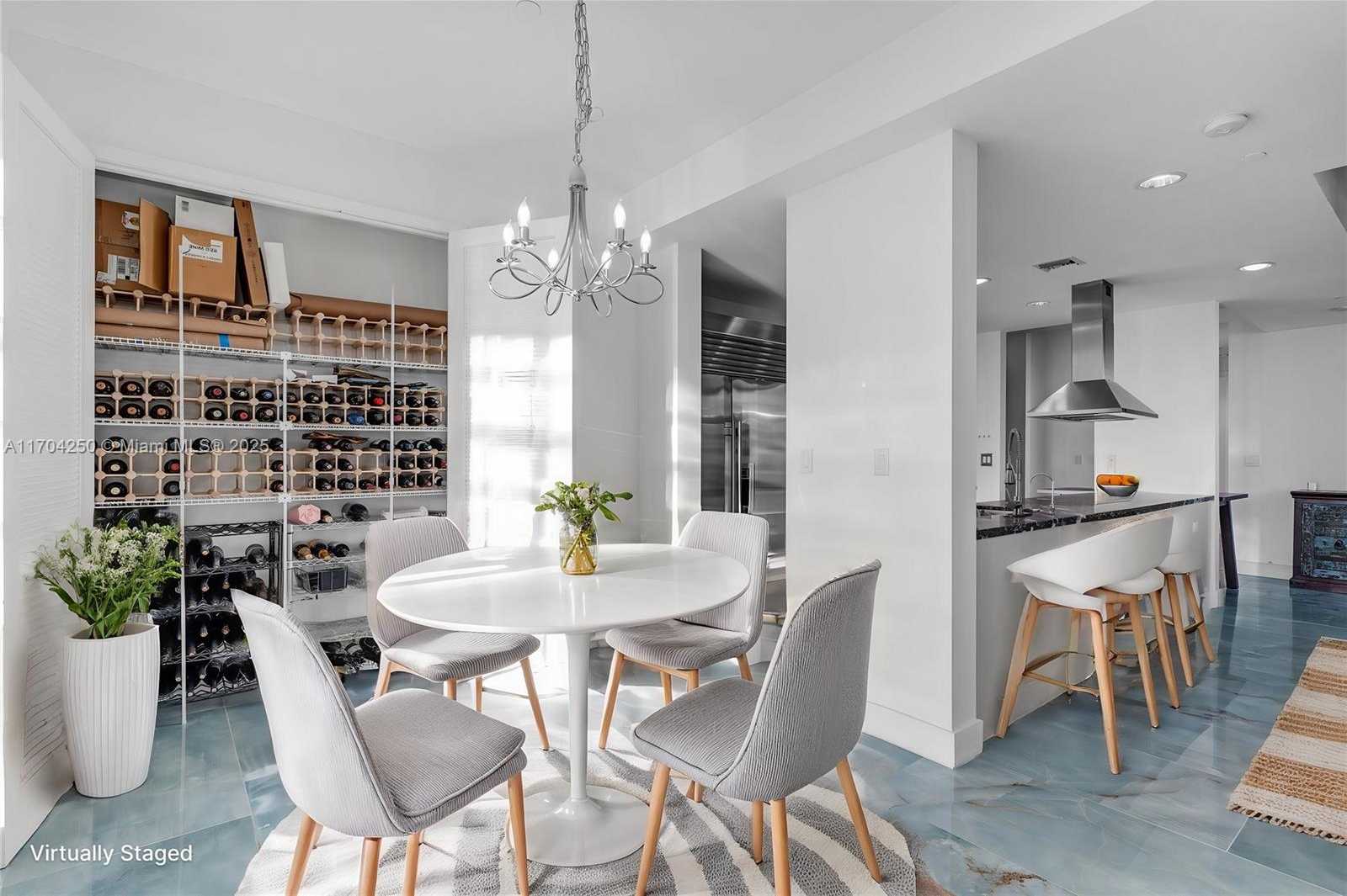 Small Image of 201 AQUA AVE #PH4, Miami Beach Number 7
