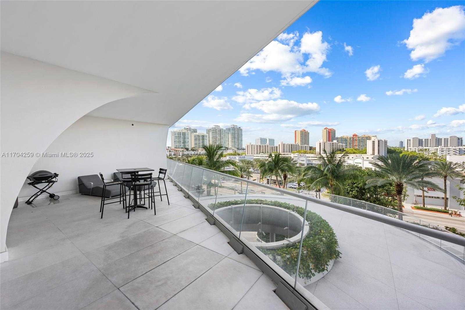 Small Image of 16901 COLLINS AVE #503, Sunny Isles Beach Number 29