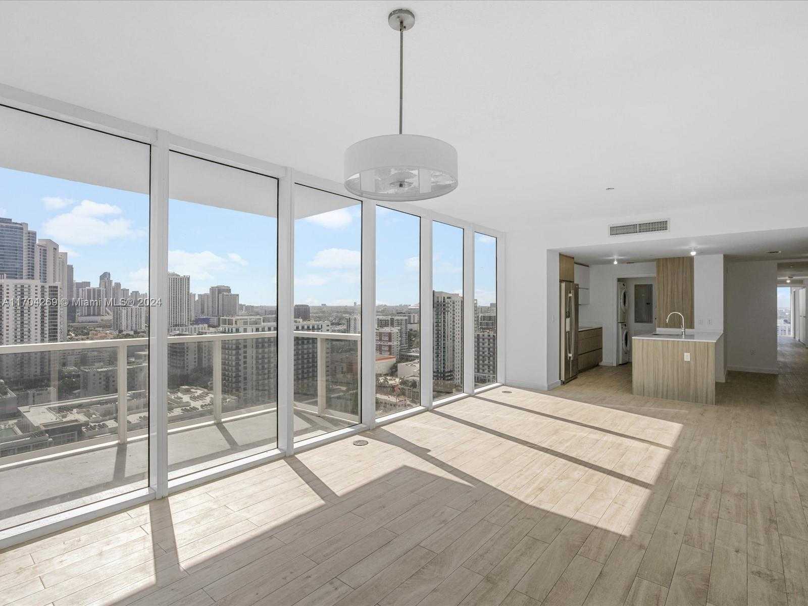 Small Image of 600 NORTH EAST 27TH ST #2505, Miami Number 3