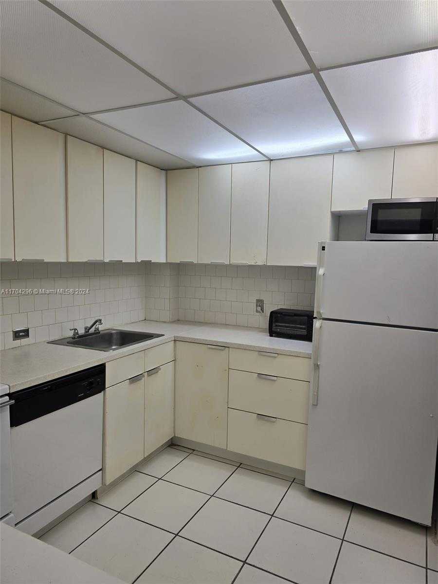 Small Image of 16851 NORTH EAST 23RD AVE #A212, North Miami Beach Number 7
