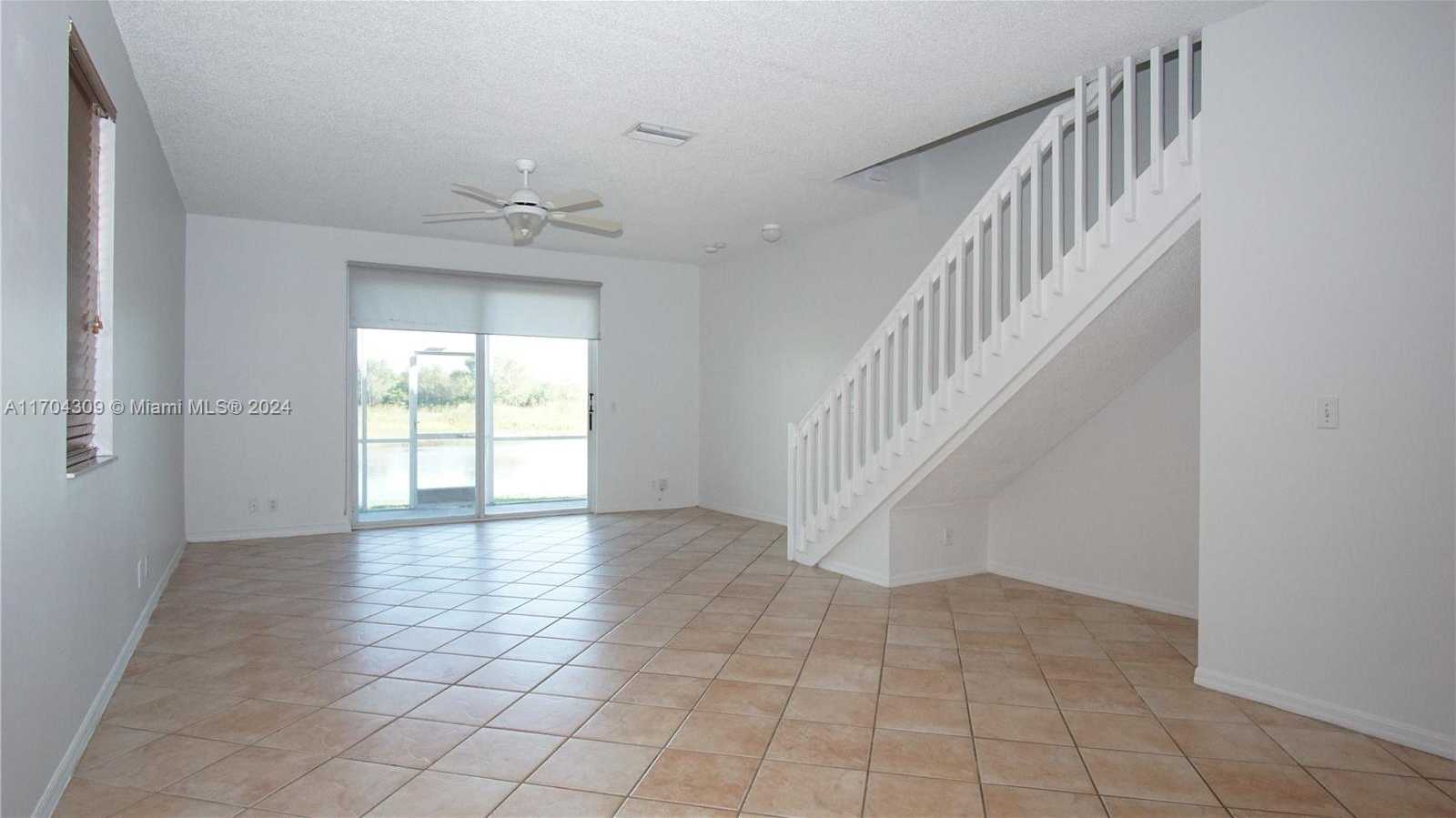 Small Image of 1868 SALERNO CIR #1868, Weston Number 13