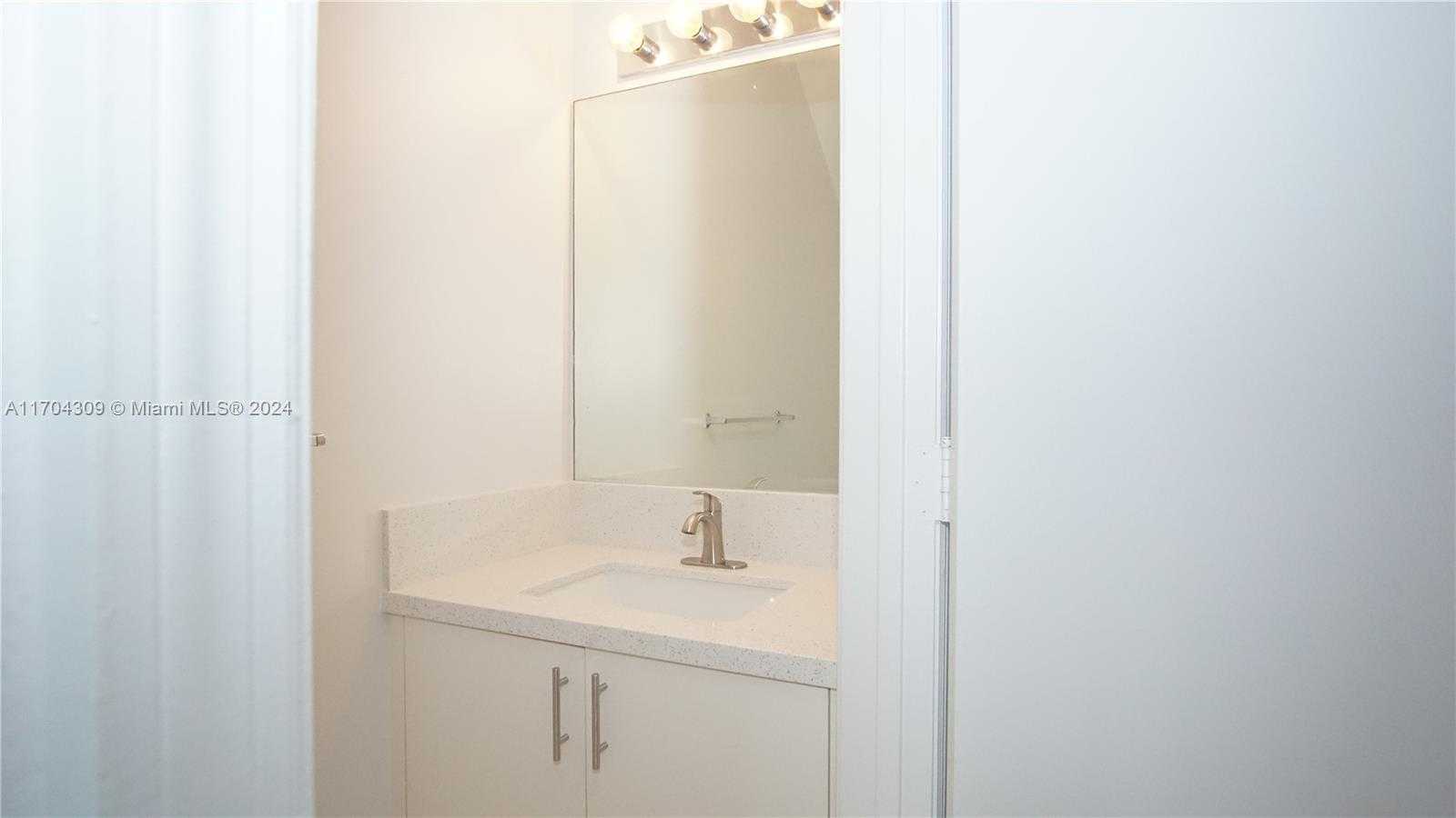 Small Image of 1868 SALERNO CIR #1868, Weston Number 16