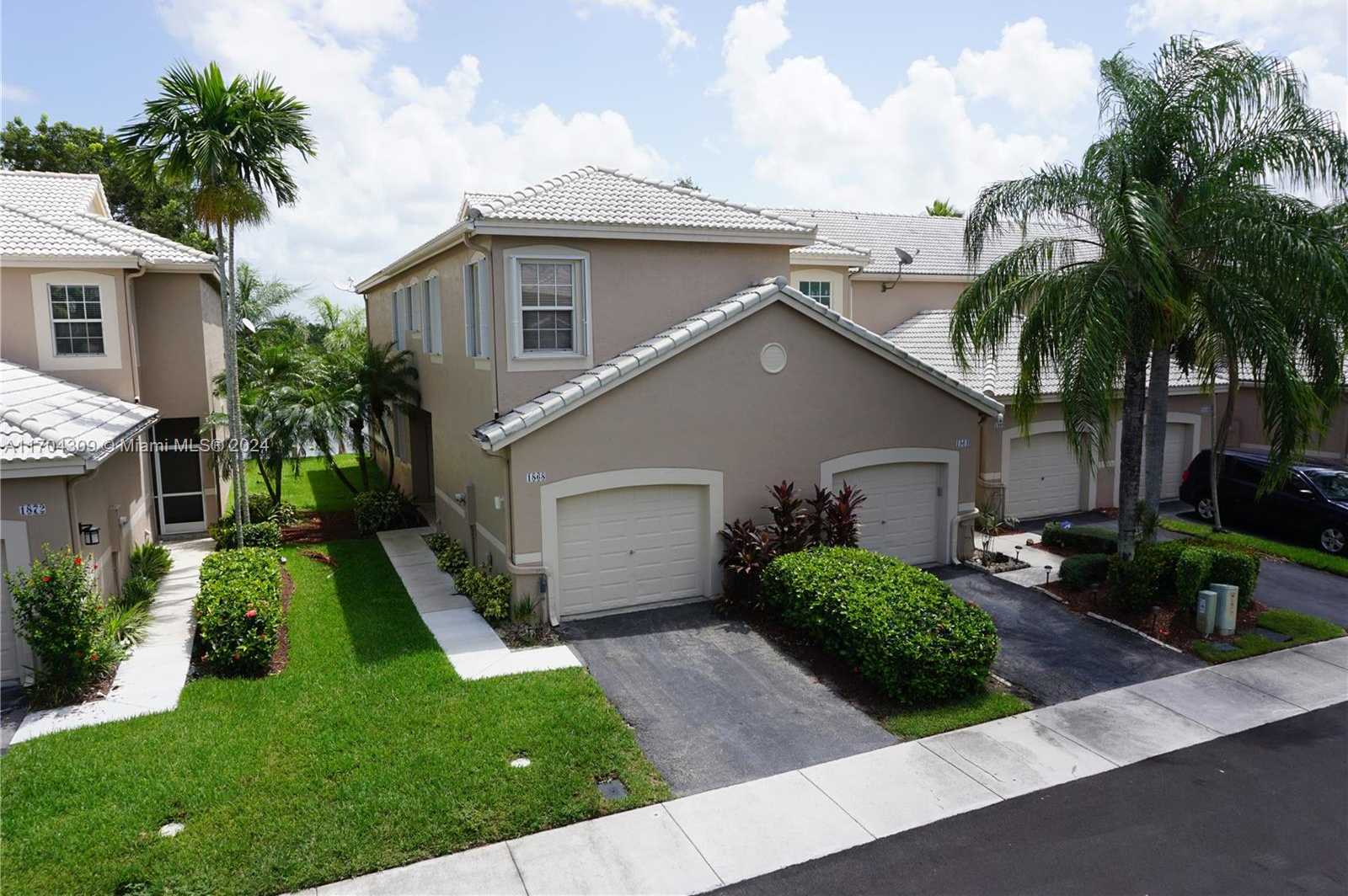 Small Image of 1868 SALERNO CIR #1868, Weston Number 5