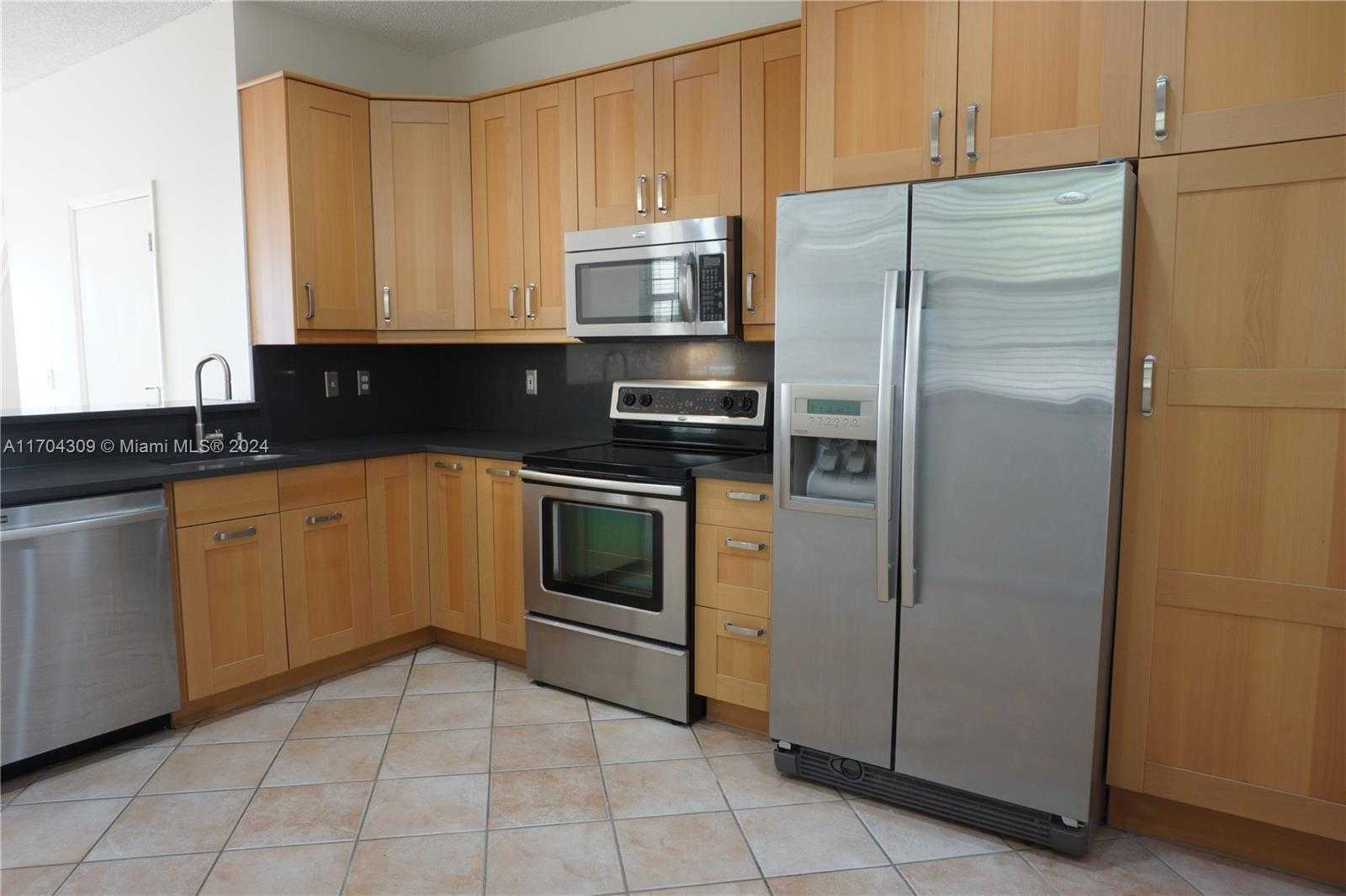 Small Image of 1868 SALERNO CIR #1868, Weston Number 6