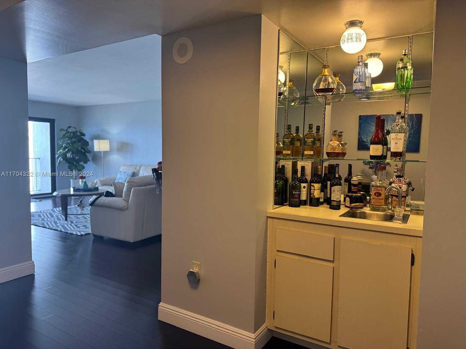 Small Image of 1201 SOUTH OCEAN DR #1609S, Hollywood Number 13