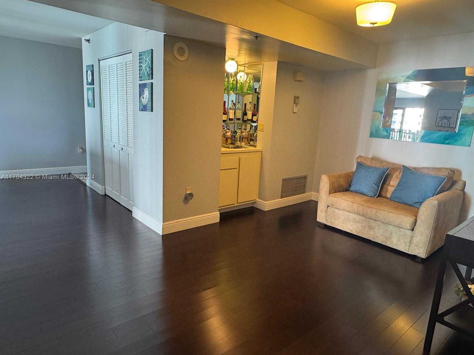 Small Image of 1201 SOUTH OCEAN DR #1609S, Hollywood Number 21