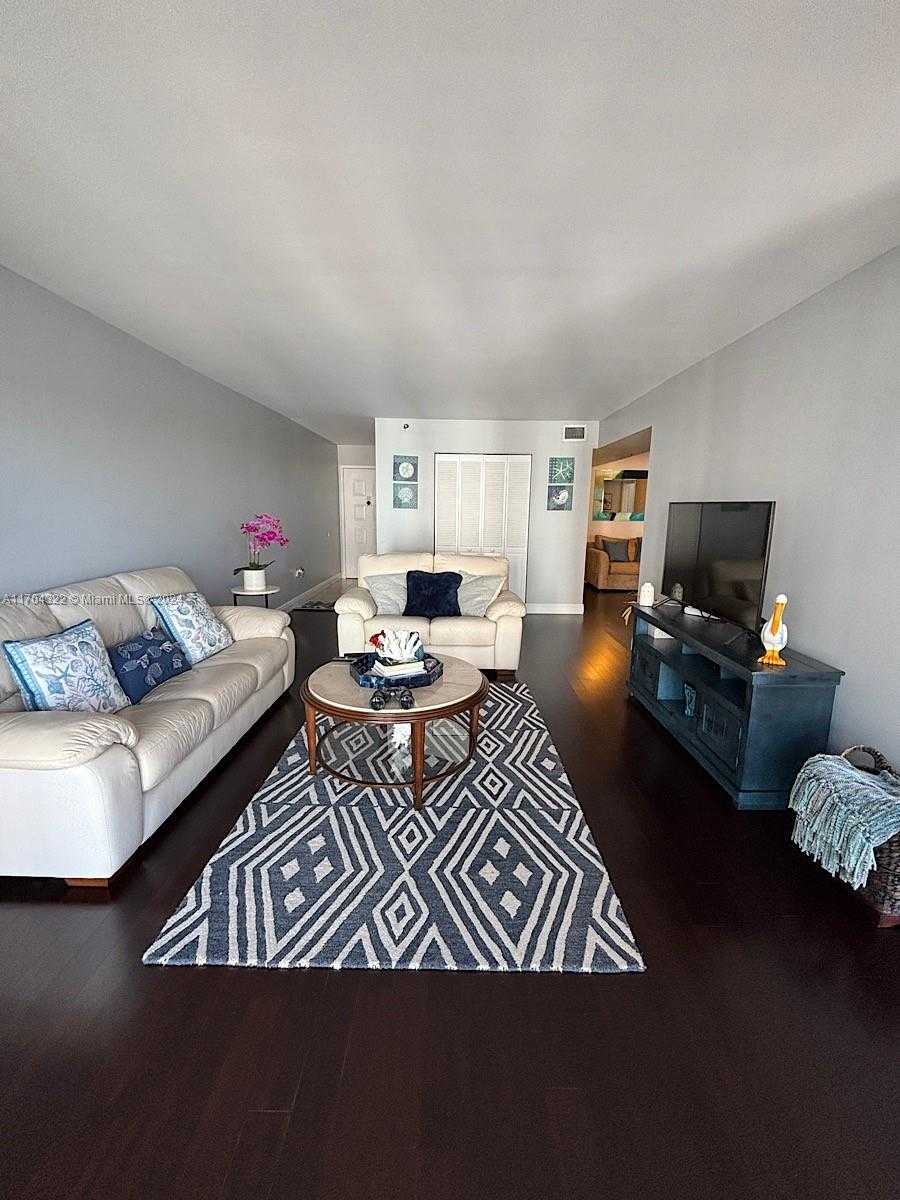 Small Image of 1201 SOUTH OCEAN DR #1609S, Hollywood Number 3