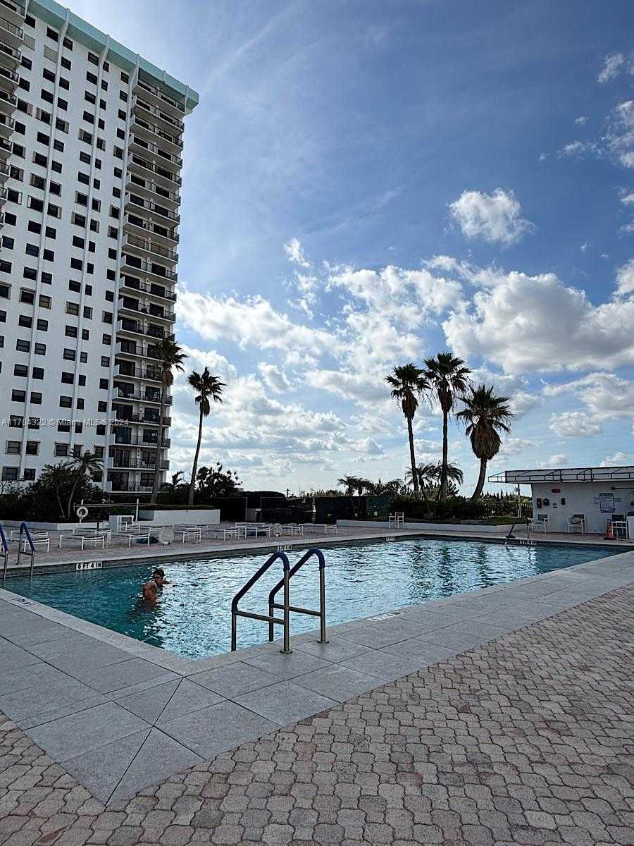 Small Image of 1201 SOUTH OCEAN DR #1609S, Hollywood Number 36
