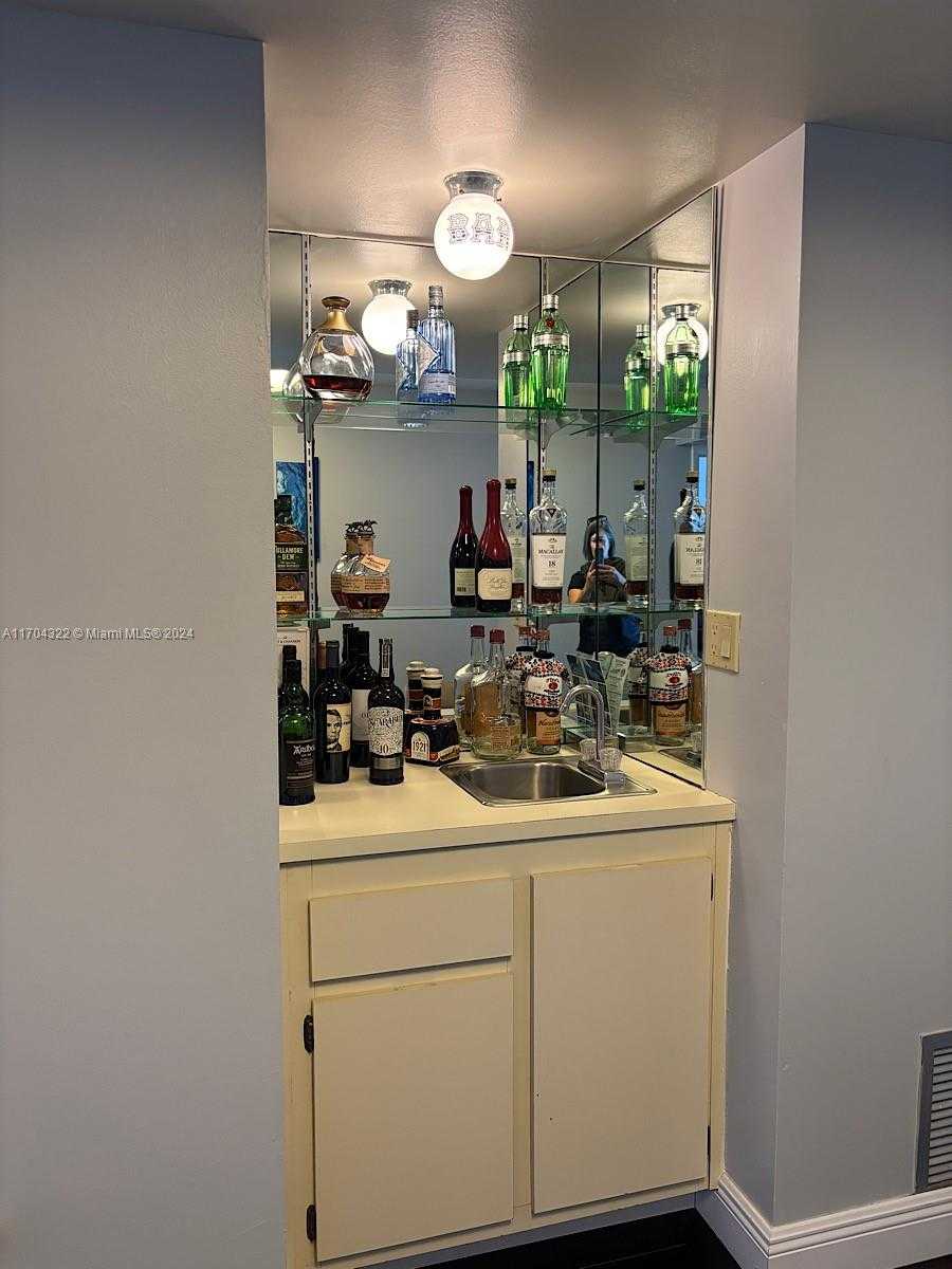Small Image of 1201 SOUTH OCEAN DR #1609S, Hollywood Number 55