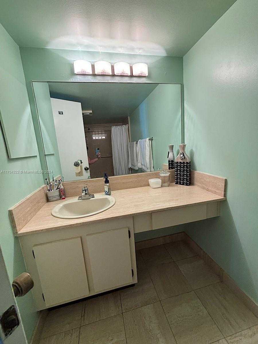 Small Image of 1201 SOUTH OCEAN DR #1609S, Hollywood Number 61