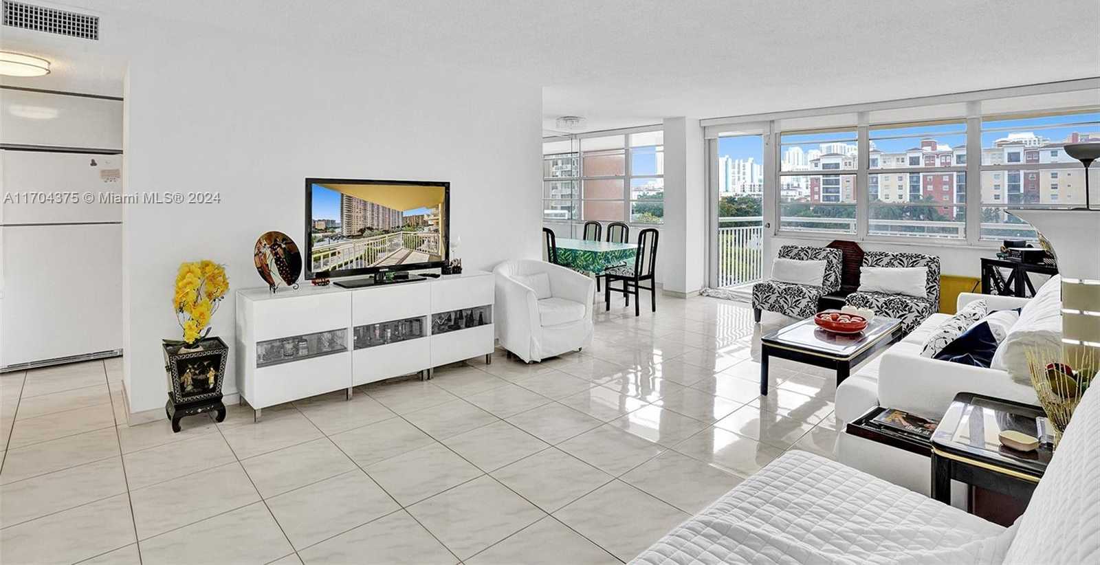 Small Image of 251 174TH ST #415, Sunny Isles Beach Number 5