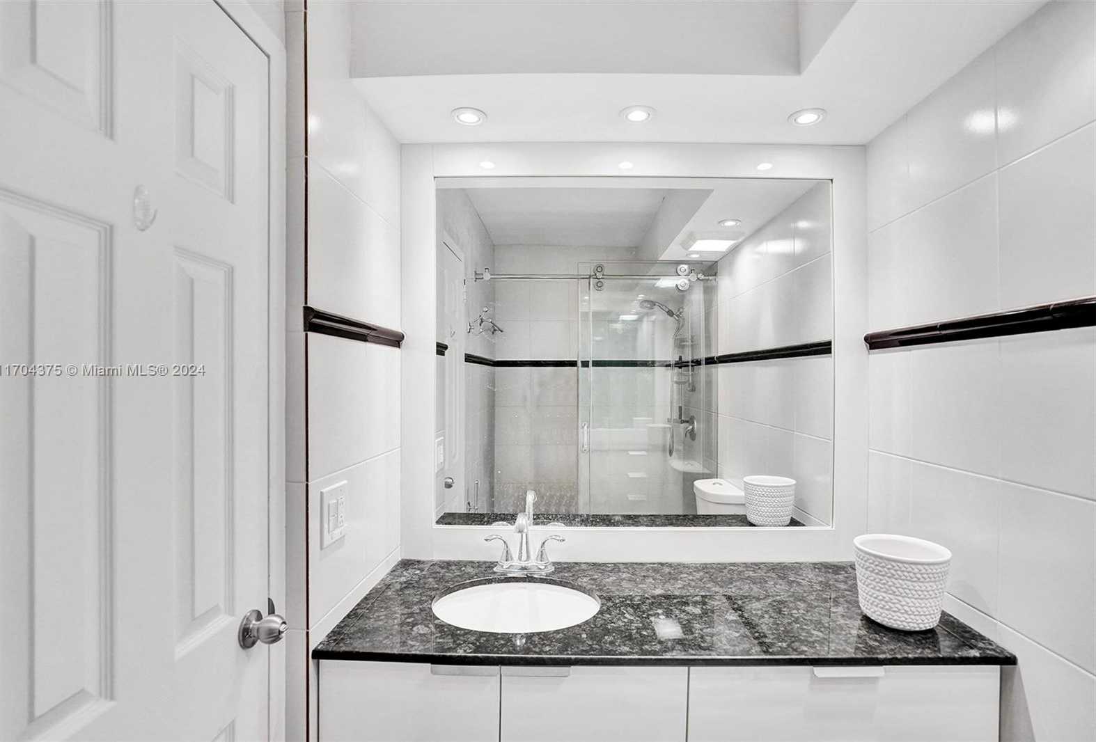 Small Image of 251 174TH ST #415, Sunny Isles Beach Number 7
