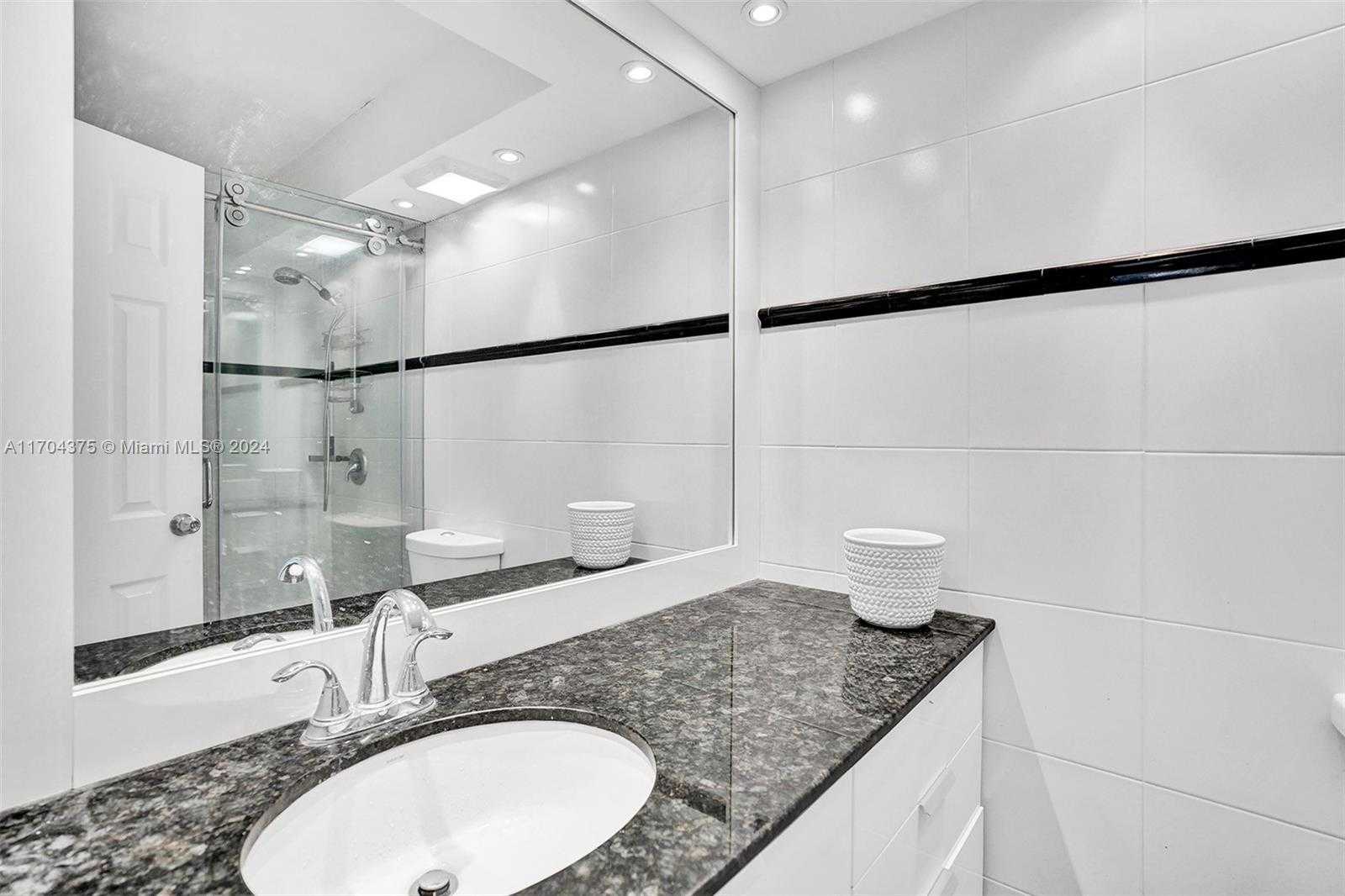 Small Image of 251 174TH ST #415, Sunny Isles Beach Number 8