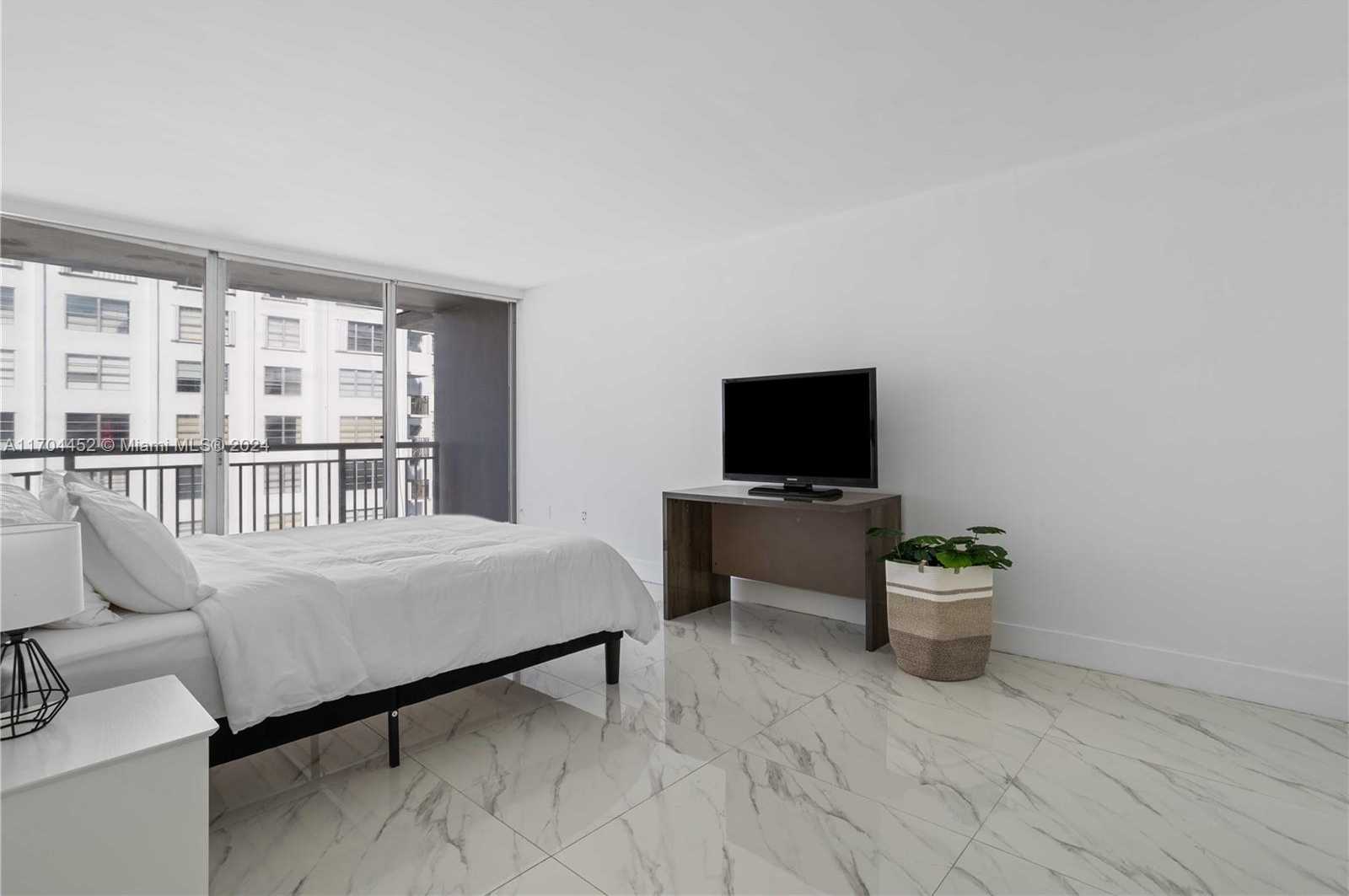 Small Image of 18051 BISCAYNE BLVD #1904-1, Aventura Number 12