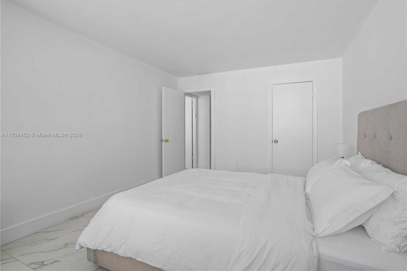 Small Image of 18051 BISCAYNE BLVD #1904-1, Aventura Number 19