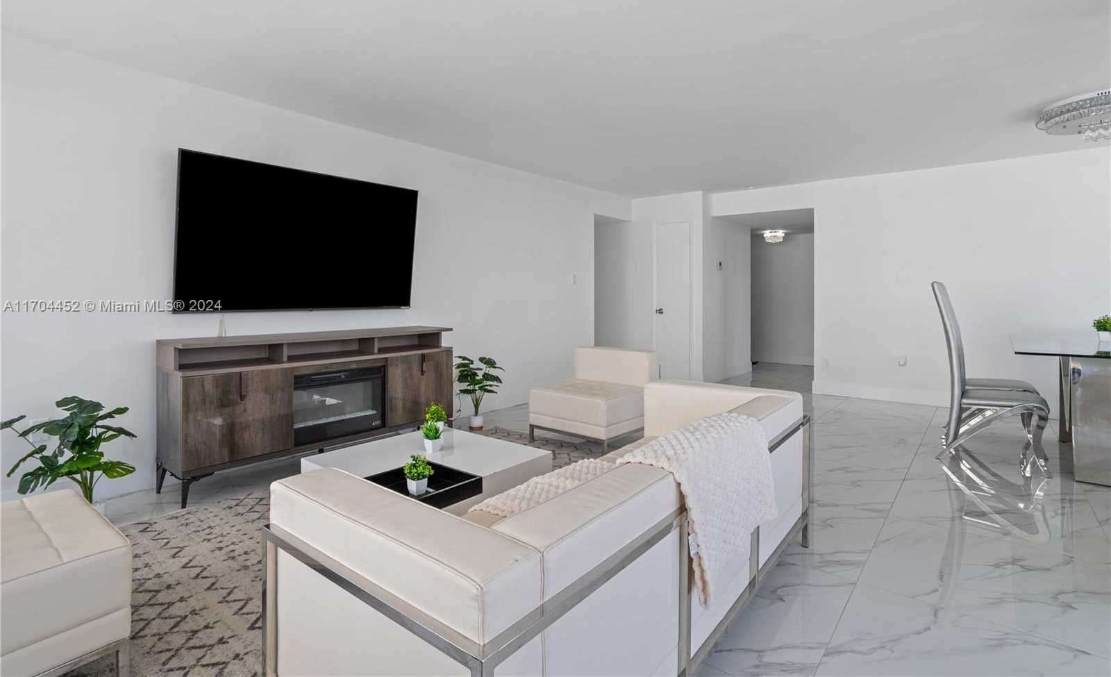 Small Image of 18051 BISCAYNE BLVD #1904-1, Aventura Number 5