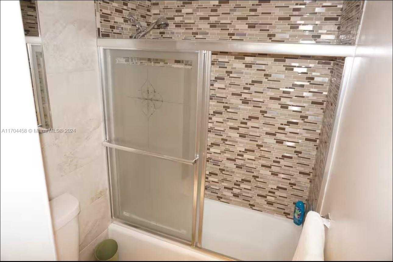 Small Image of 4001 SOUTH OCEAN DR #15H, Hollywood Number 16