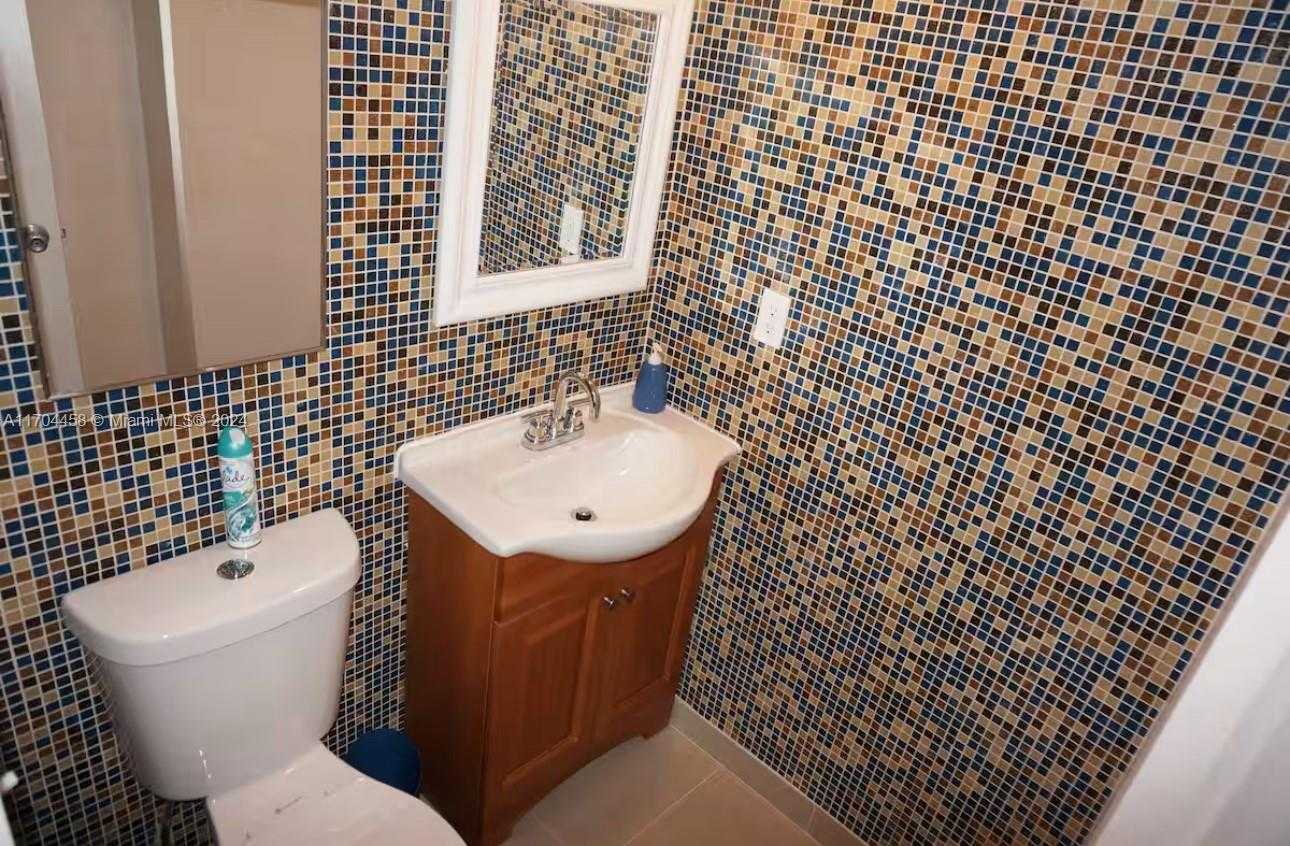 Small Image of 4001 SOUTH OCEAN DR #15H, Hollywood Number 18
