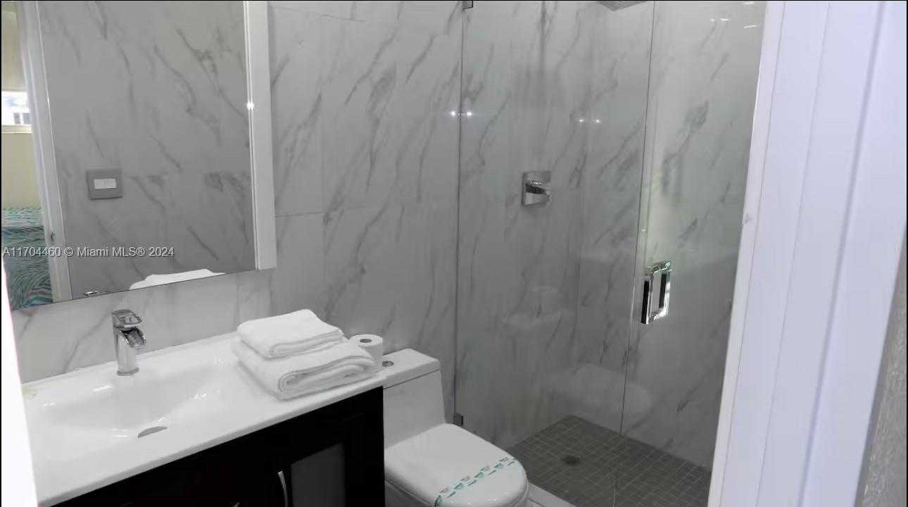 Small Image of 4001 SOUTH OCEAN DR #PH3, Hollywood Number 21
