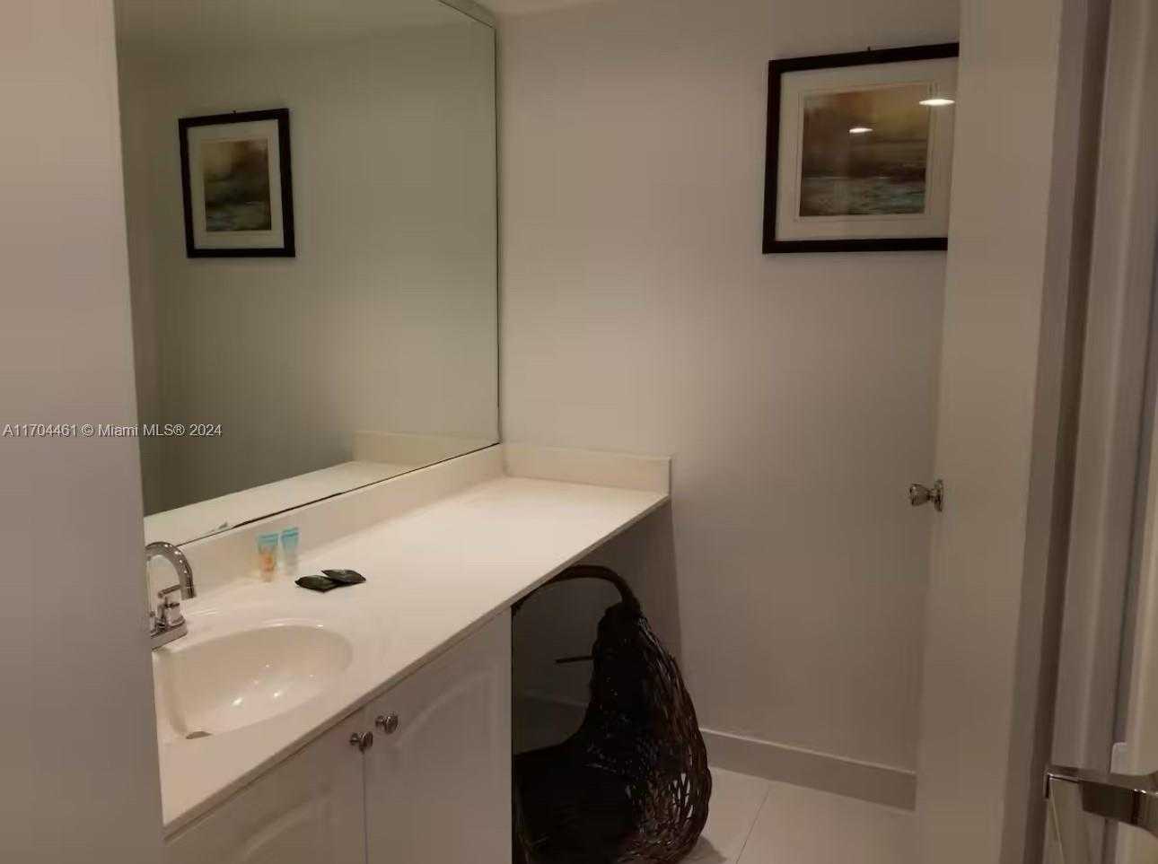 Small Image of 4001 SOUTH OCEAN DR #4D, Hollywood Number 15