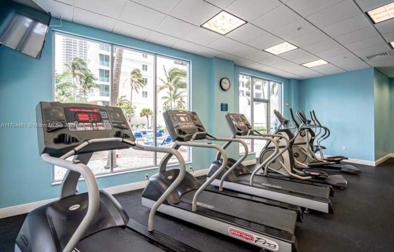 Small Image of 4001 SOUTH OCEAN DR #4D, Hollywood Number 25