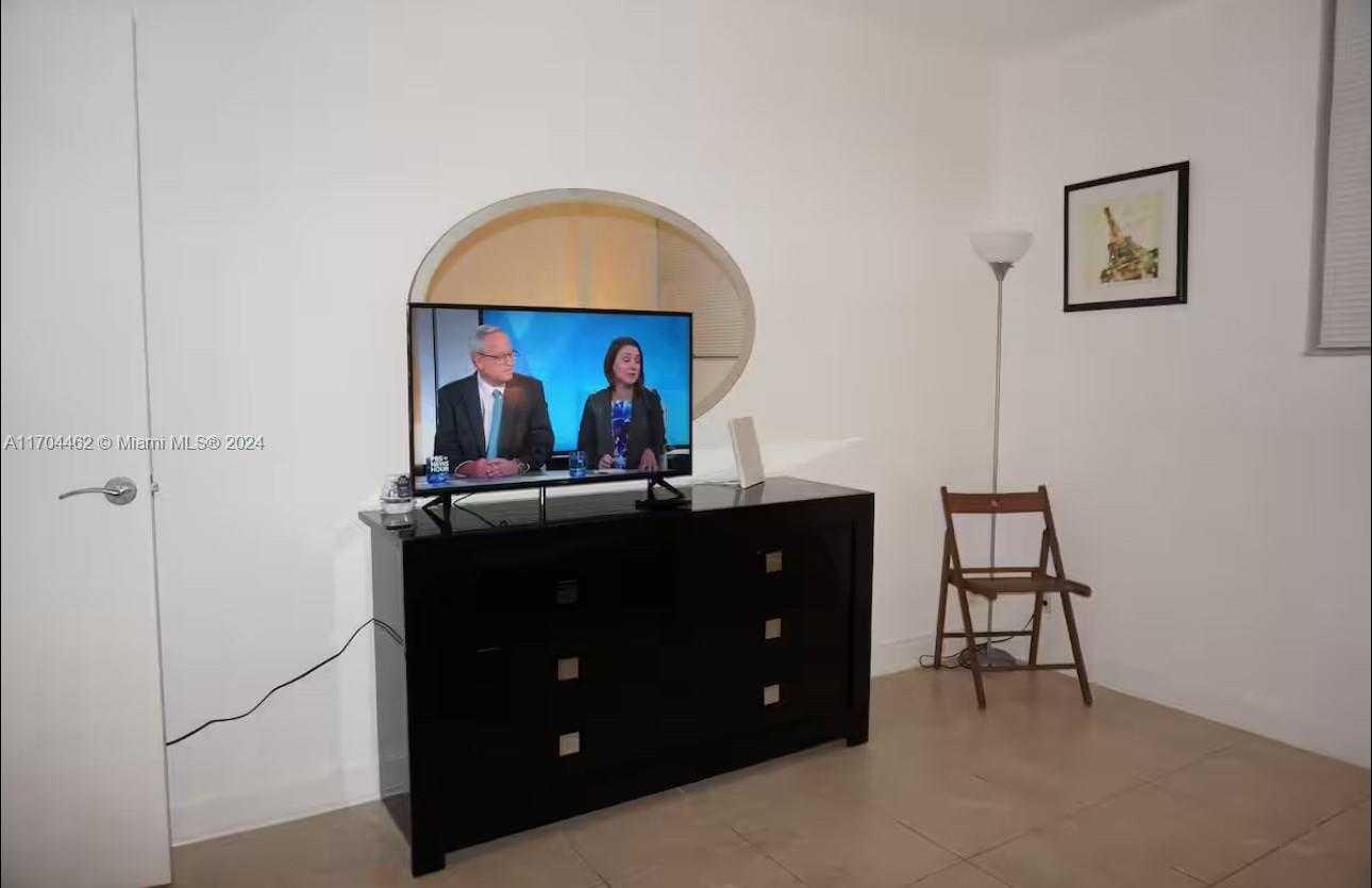 Small Image of 4001 SOUTH OCEAN DR #12C, Hollywood Number 17