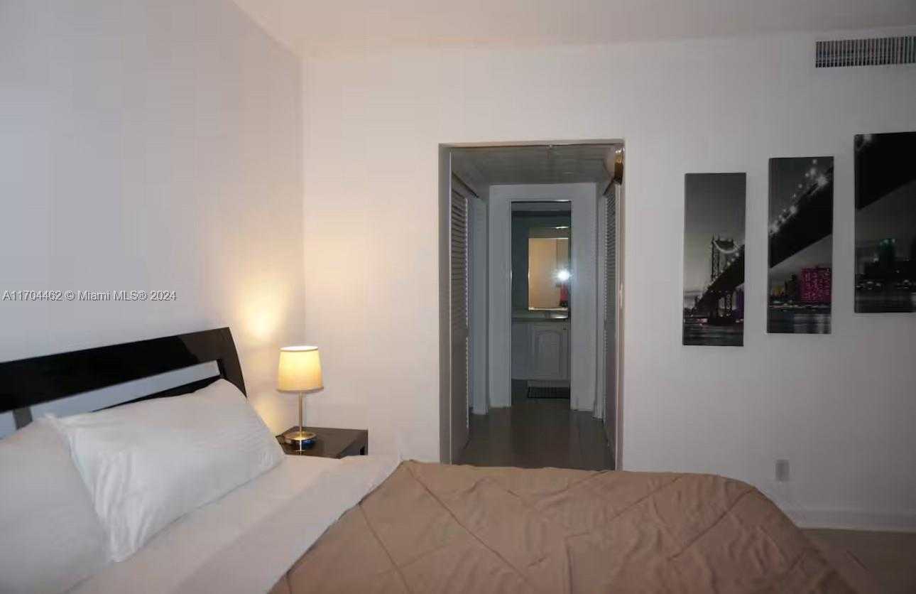 Small Image of 4001 SOUTH OCEAN DR #12C, Hollywood Number 18