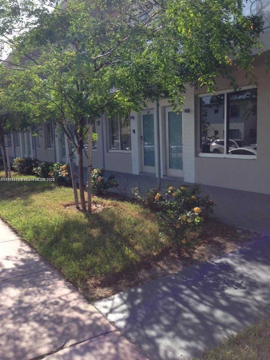 Small Image of 801 15TH ST #107, Miami Beach Number 2