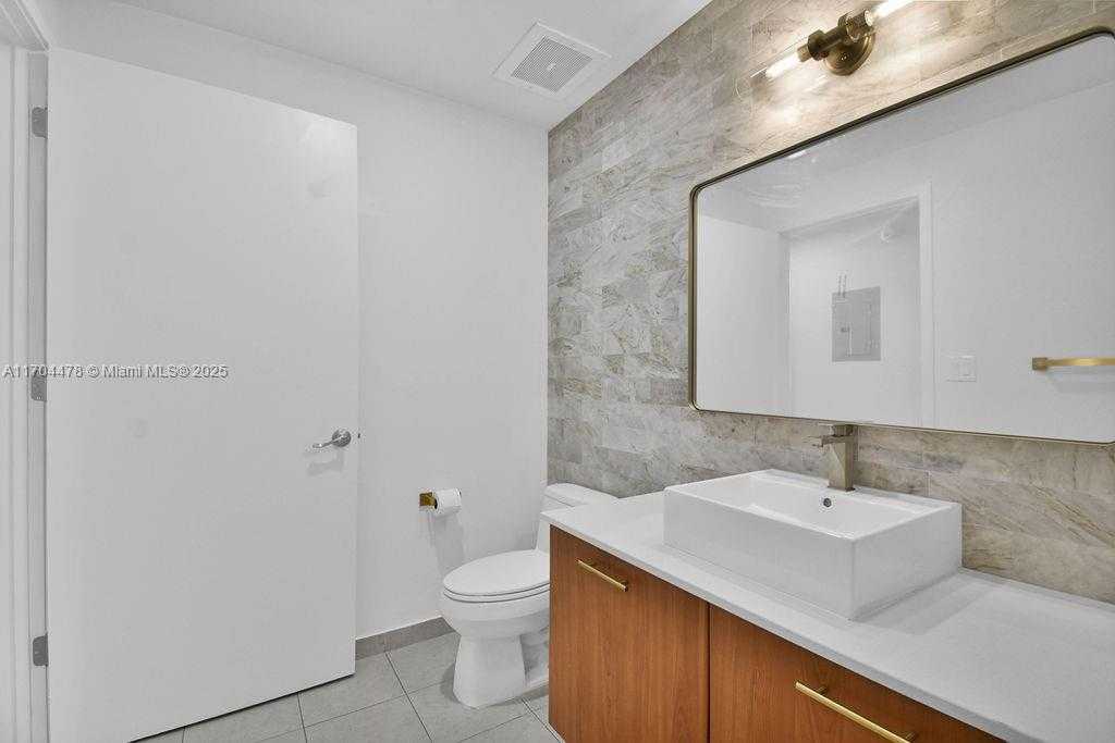 Small Image of 3301 NORTH EAST 1ST AVE #H2509, Miami Number 29
