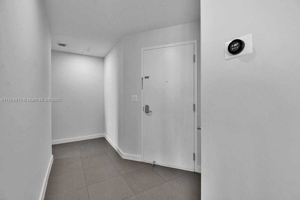 Small Image of 3301 NORTH EAST 1ST AVE #H2509, Miami Number 46