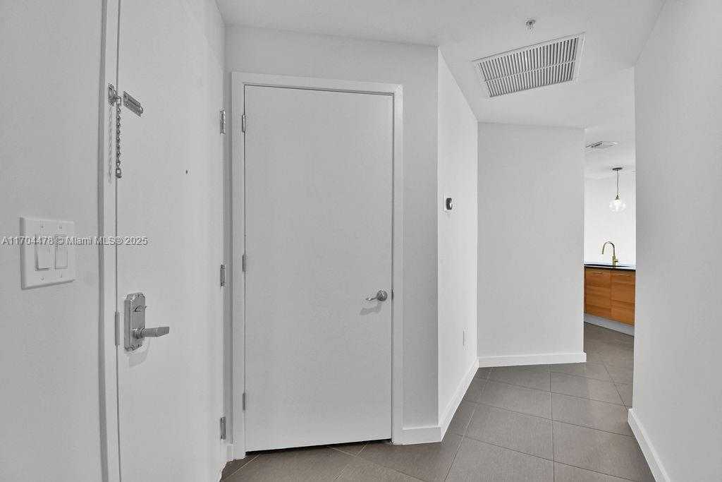 Small Image of 3301 NORTH EAST 1ST AVE #H2509, Miami Number 47