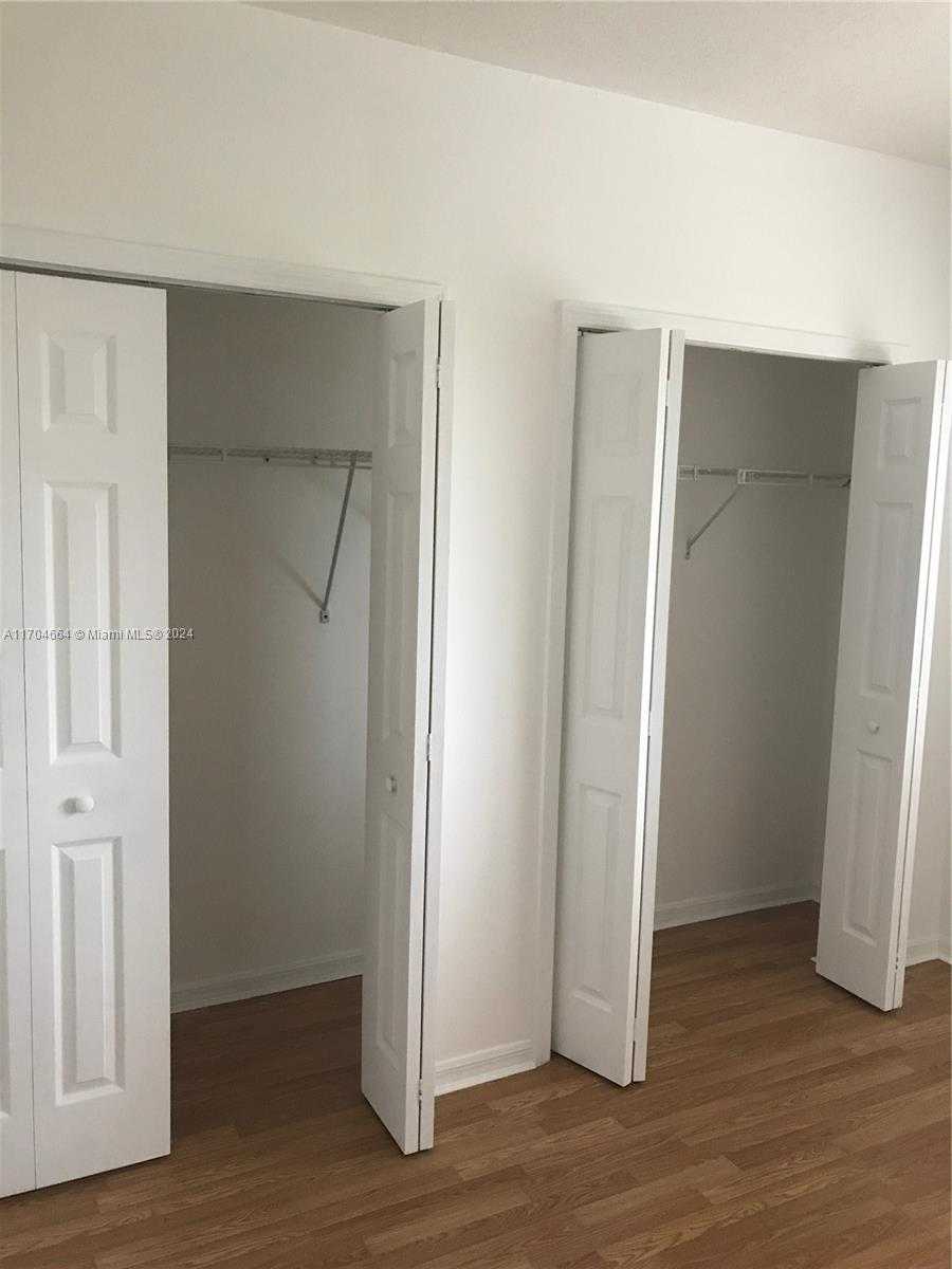 Small Image of 3500 CORAL WAY #703, Miami Number 14