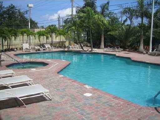 Small Image of 3500 CORAL WAY #703, Miami Number 4