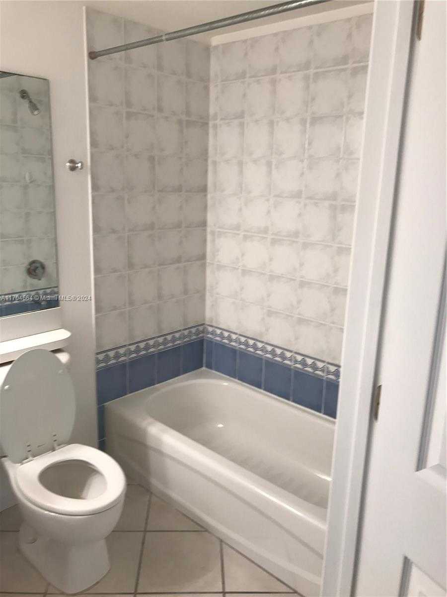 Small Image of 3500 CORAL WAY #703, Miami Number 9