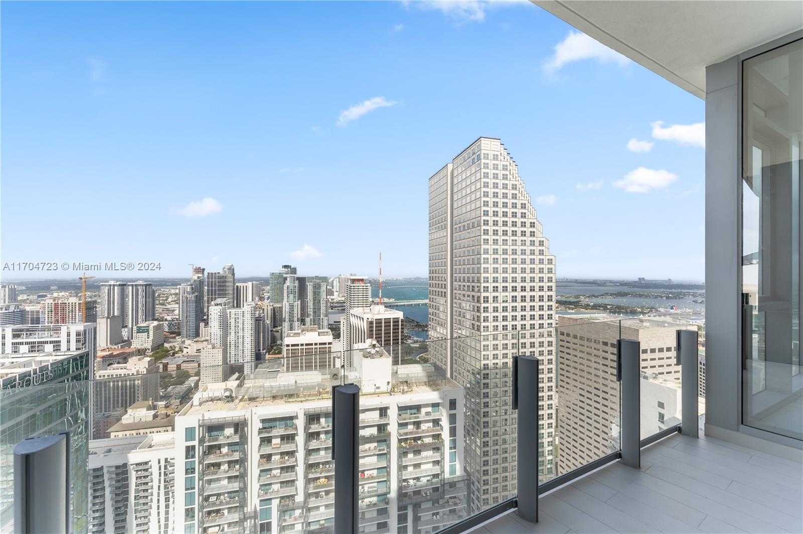 Small Image of 300 BISCAYNE BLVD WAY #5209, Miami Number 15