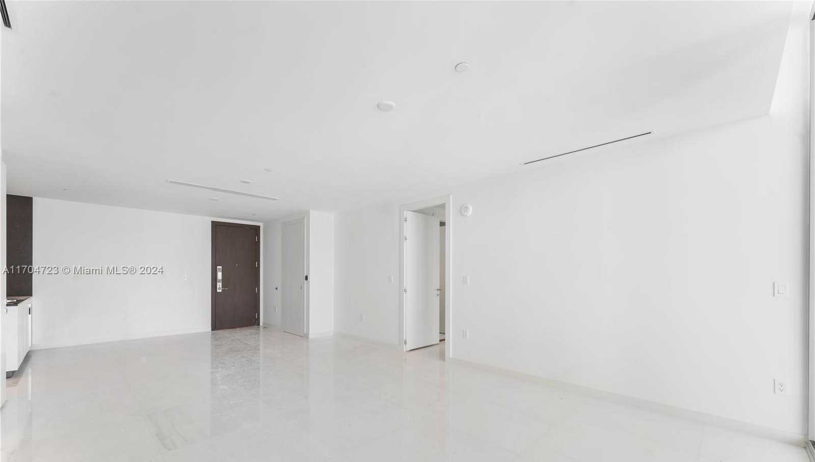 Small Image of 300 BISCAYNE BLVD WAY #5209, Miami Number 7