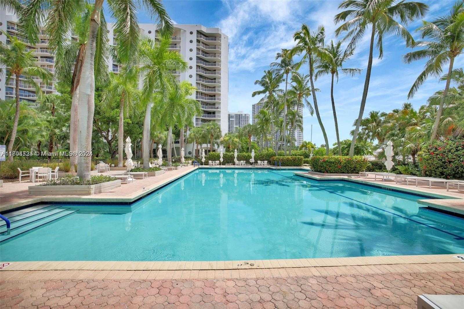 Small Image of 3640 YACHT CLUB DR #607, Aventura Number 12