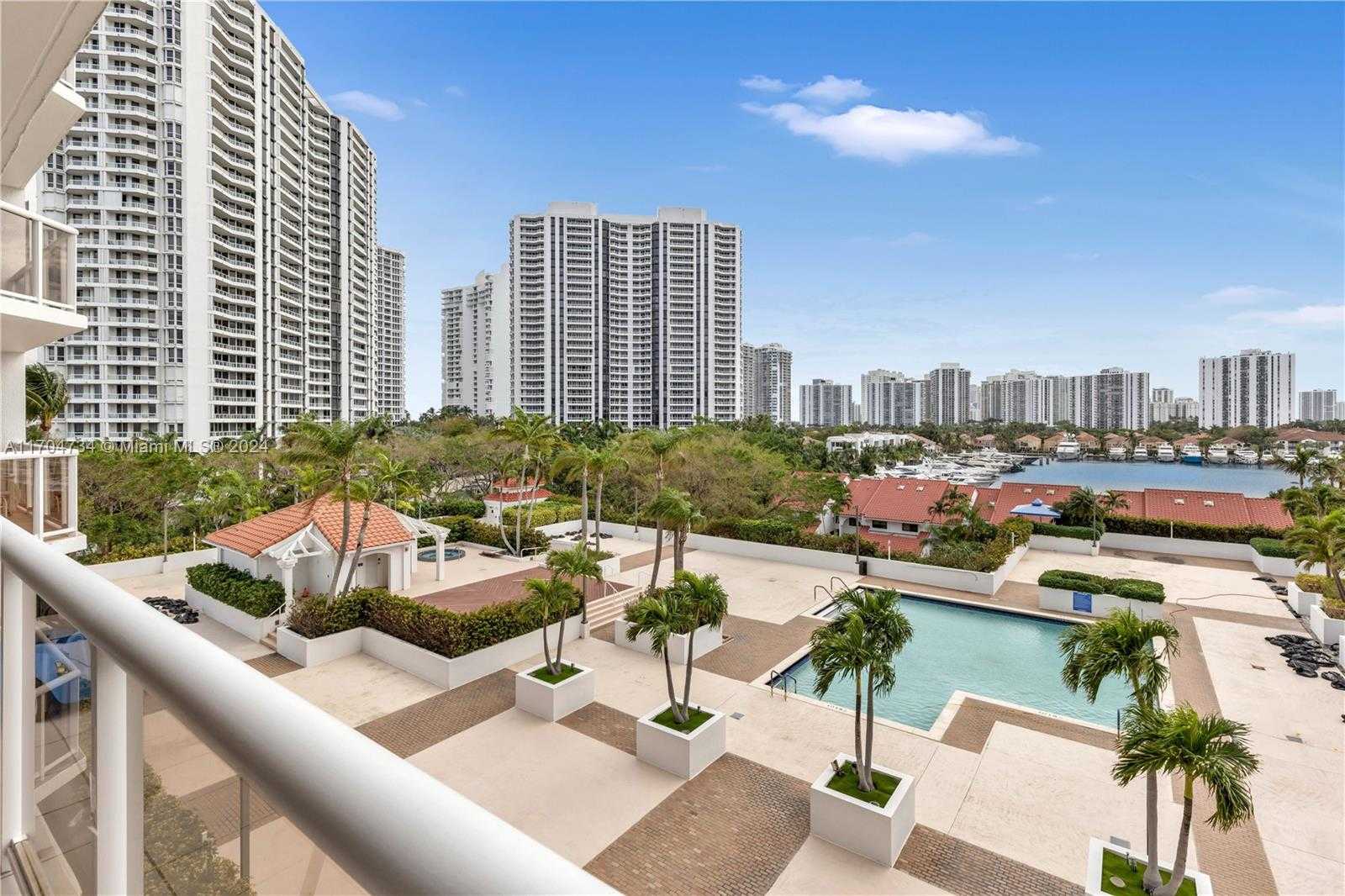 Small Image of 3640 YACHT CLUB DR #607, Aventura Number 3